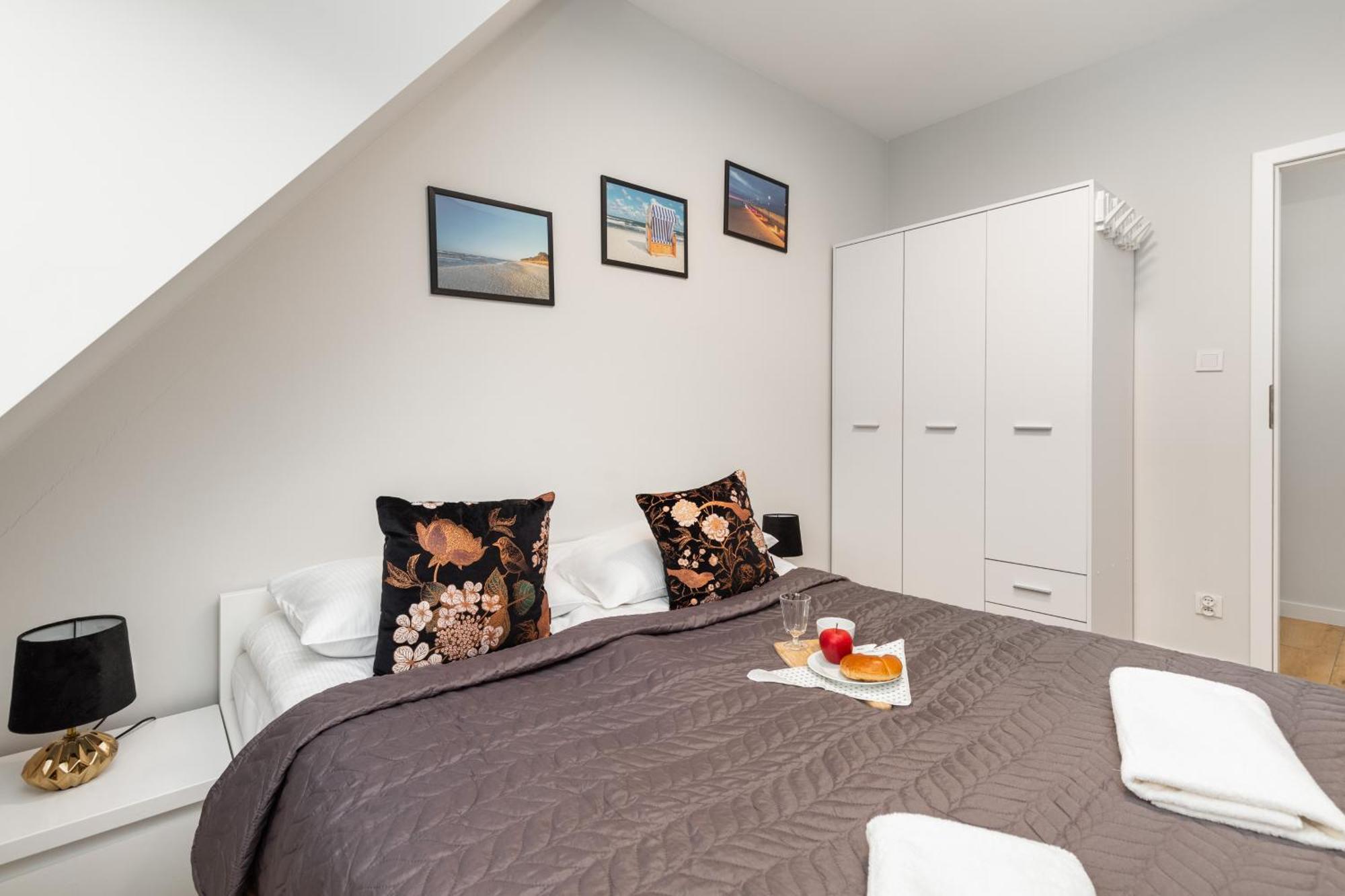Apartamenty Kolo Brzegu By Noclegi Renters Колобжег Екстер'єр фото